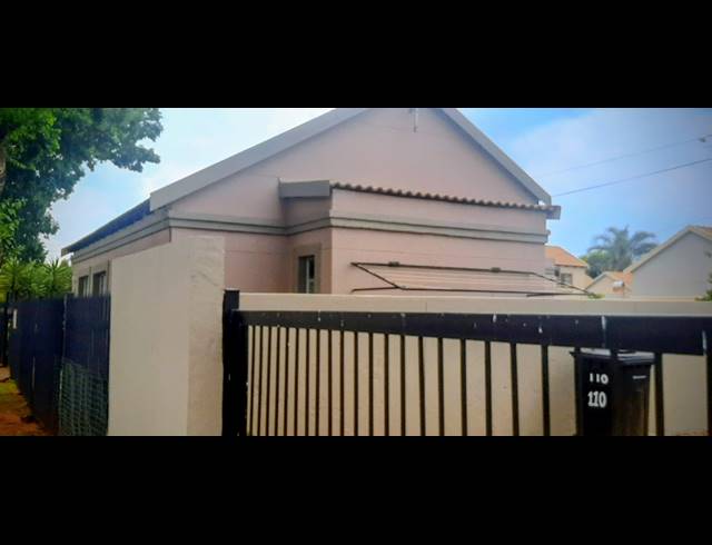 2 BEDROOM CLUSTER FOR SALE IN TERENURE